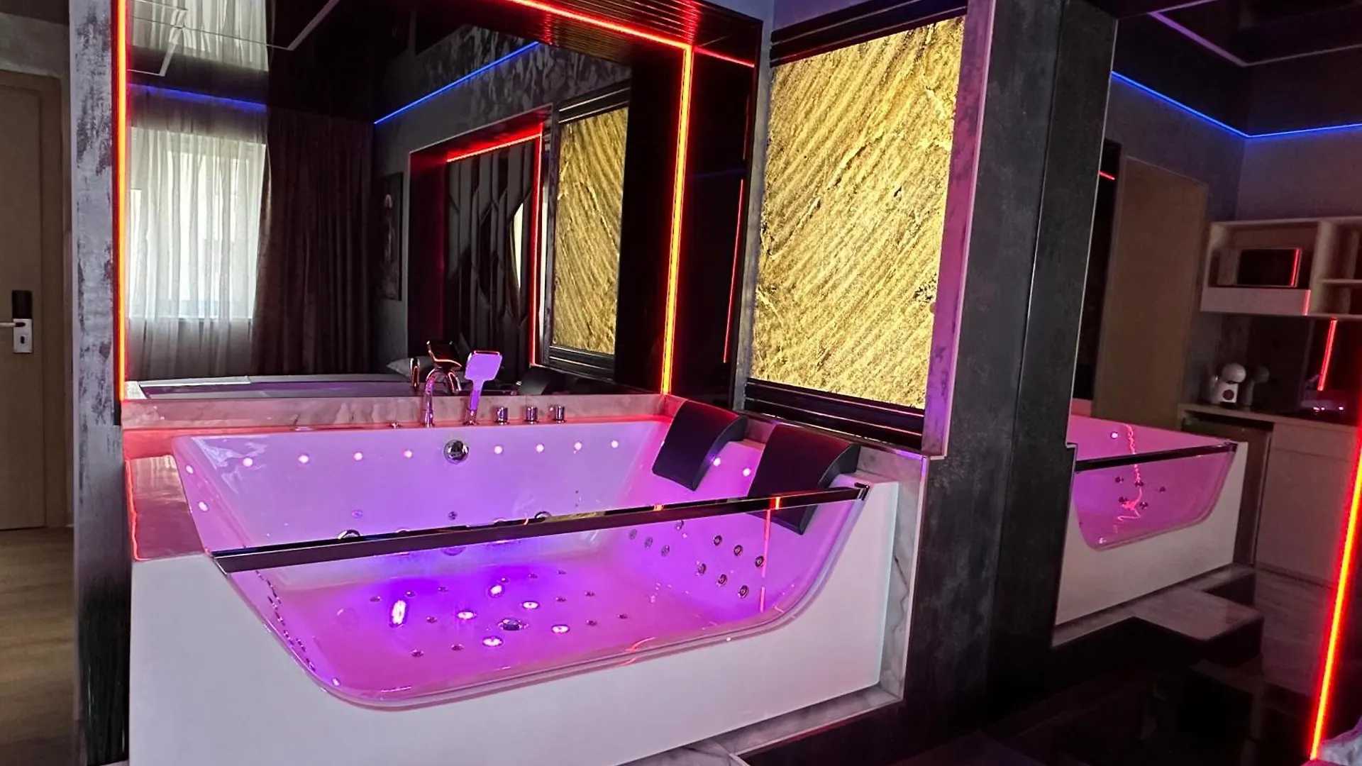 Nubia Studio&Spa 10 Bucharest 0*,